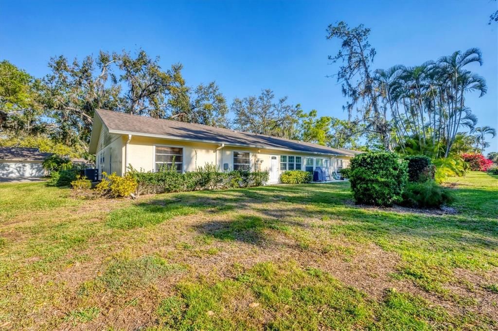 На продажу: $275,000 (2 спален, 2 ванн, 1374 Квадратных фут)