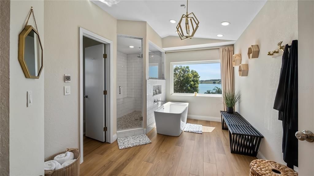 For Sale: $750,000 (5 beds, 4 baths, 3337 Square Feet)