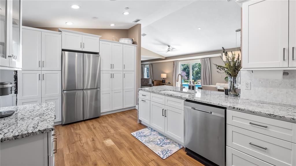 For Sale: $750,000 (5 beds, 4 baths, 3337 Square Feet)