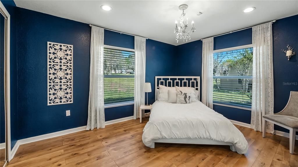 For Sale: $750,000 (5 beds, 4 baths, 3337 Square Feet)