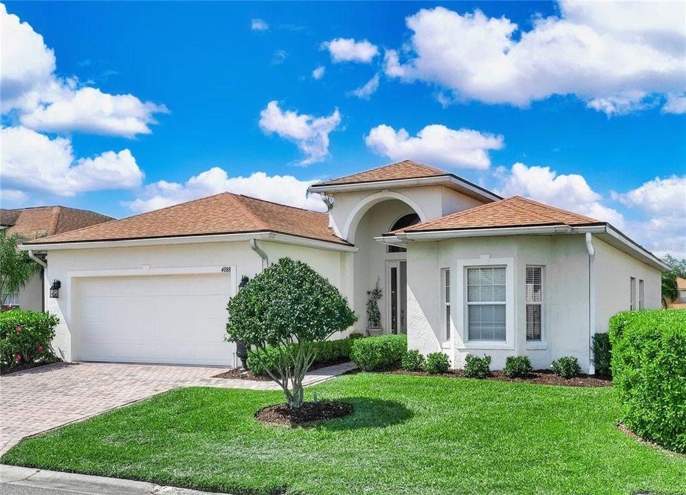 Recently Sold: $389,000 (3 beds, 2 baths, 1943 Square Feet)