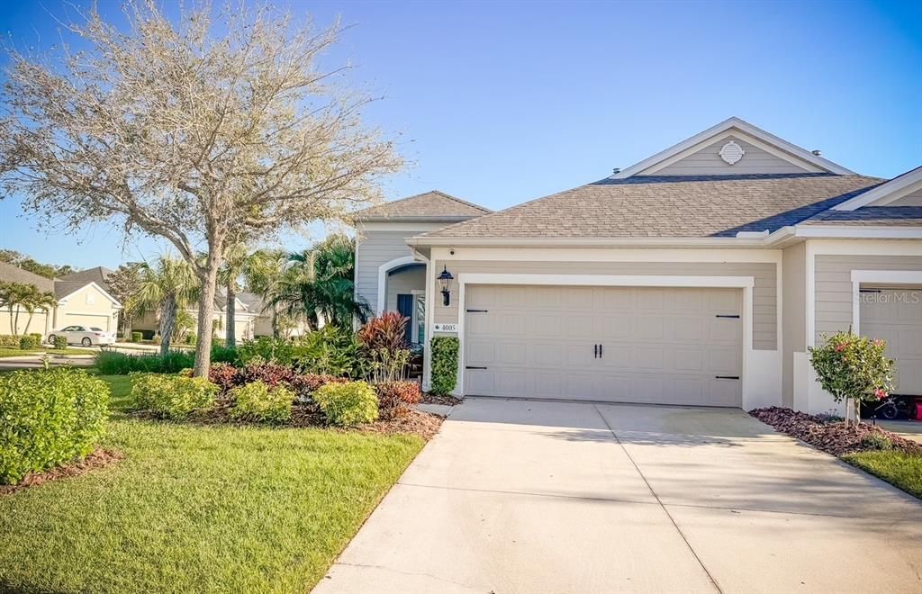 Recently Rented: $2,150 (2 beds, 2 baths, 1439 Square Feet)