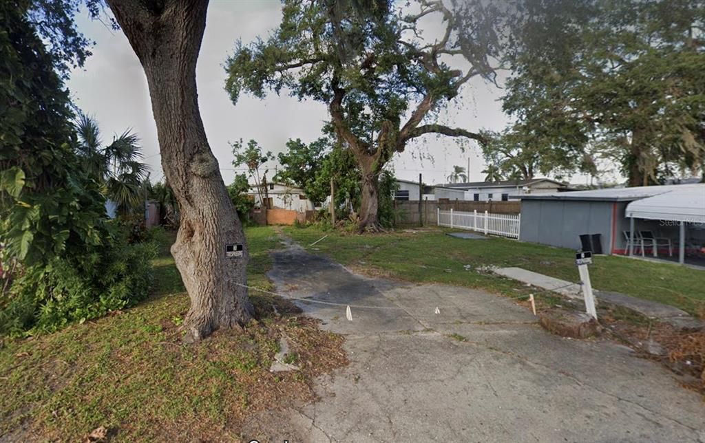 Vendido Recientemente: $40,000 (0.05 acres)