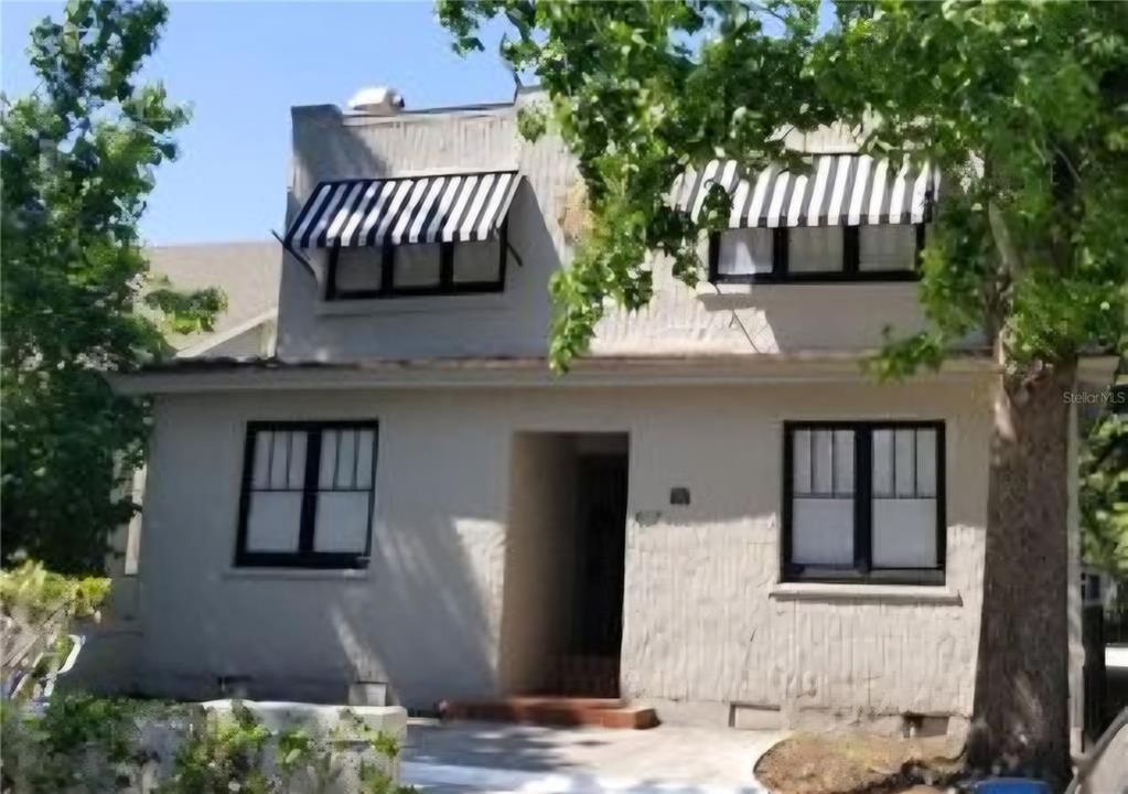 Recently Rented: $1,300 (1 beds, 1 baths, 600 Square Feet)