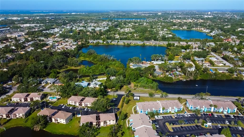 合同活跃: $69,900 (2 贝兹, 2 浴室, 960 平方英尺)