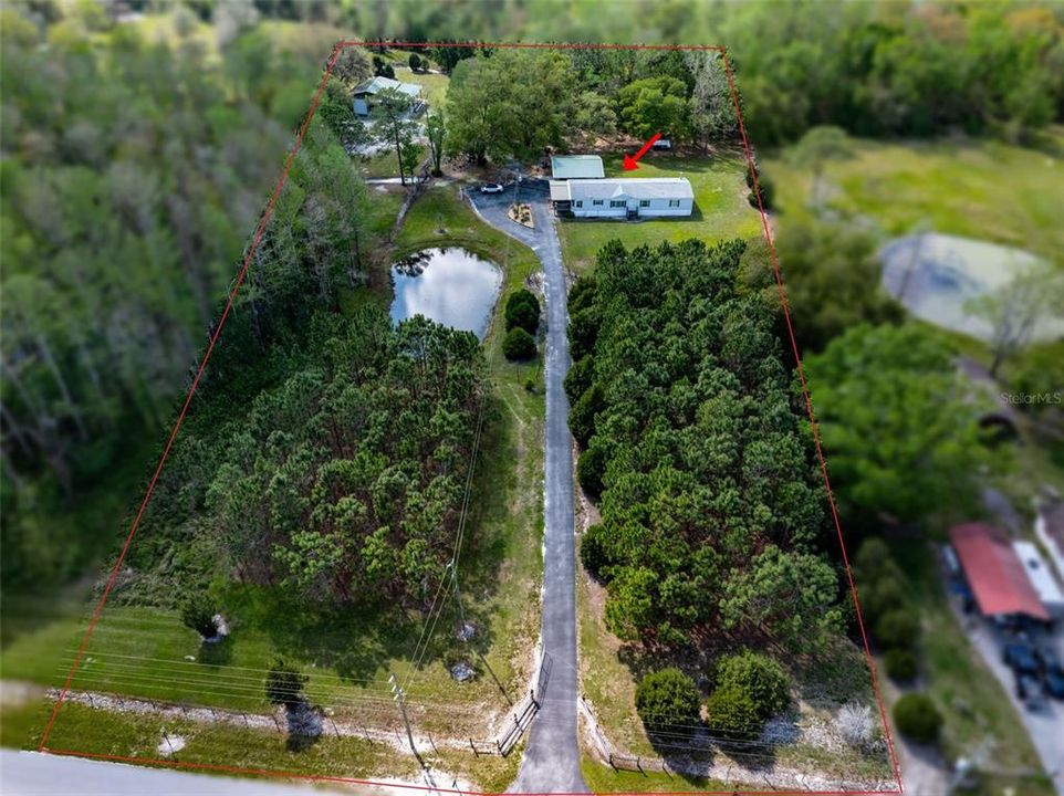 最近售出: $465,000 (4 贝兹, 2 浴室, 2356 平方英尺)