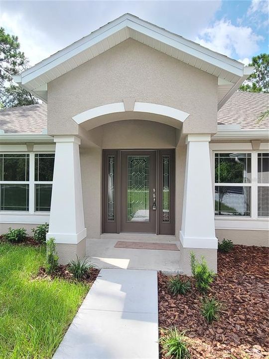 Active With Contract: $349,900 (3 beds, 2 baths, 1965 Square Feet)