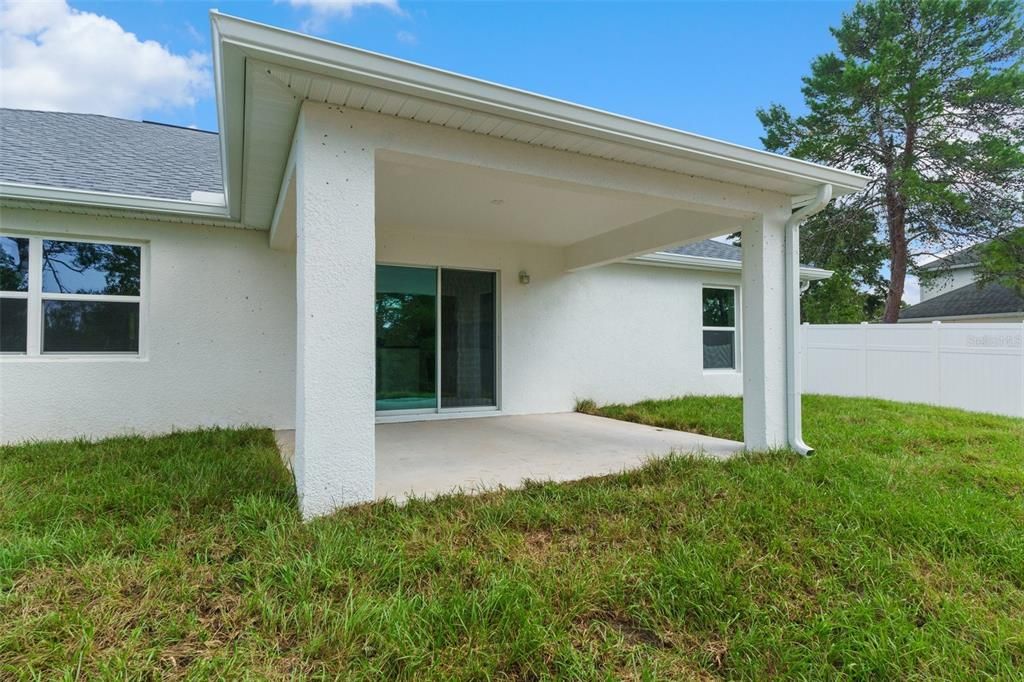 Active With Contract: $349,900 (3 beds, 2 baths, 1965 Square Feet)