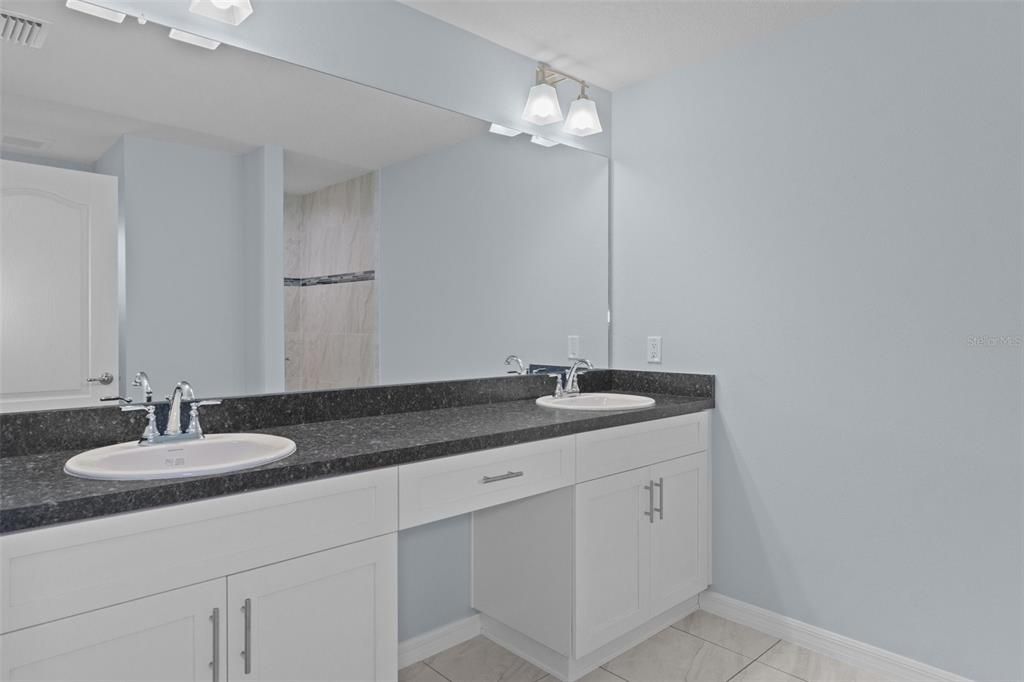 Active With Contract: $349,900 (3 beds, 2 baths, 1965 Square Feet)