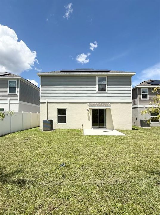 Active With Contract: $344,749 (5 beds, 2 baths, 2427 Square Feet)