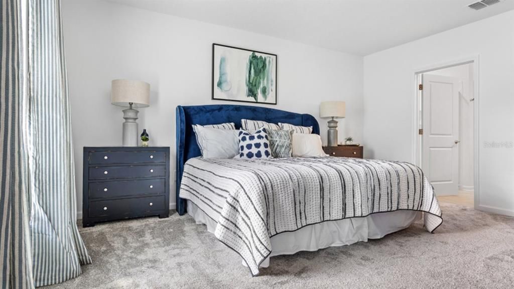 Active With Contract: $344,749 (5 beds, 2 baths, 2427 Square Feet)