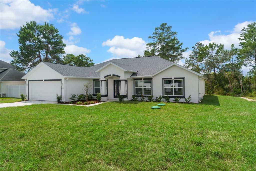 Active With Contract: $349,900 (3 beds, 2 baths, 1965 Square Feet)