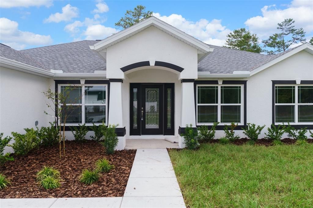 Active With Contract: $349,900 (3 beds, 2 baths, 1965 Square Feet)