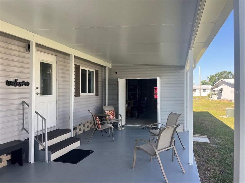 待售: $190,000 (2 贝兹, 2 浴室, 1056 平方英尺)