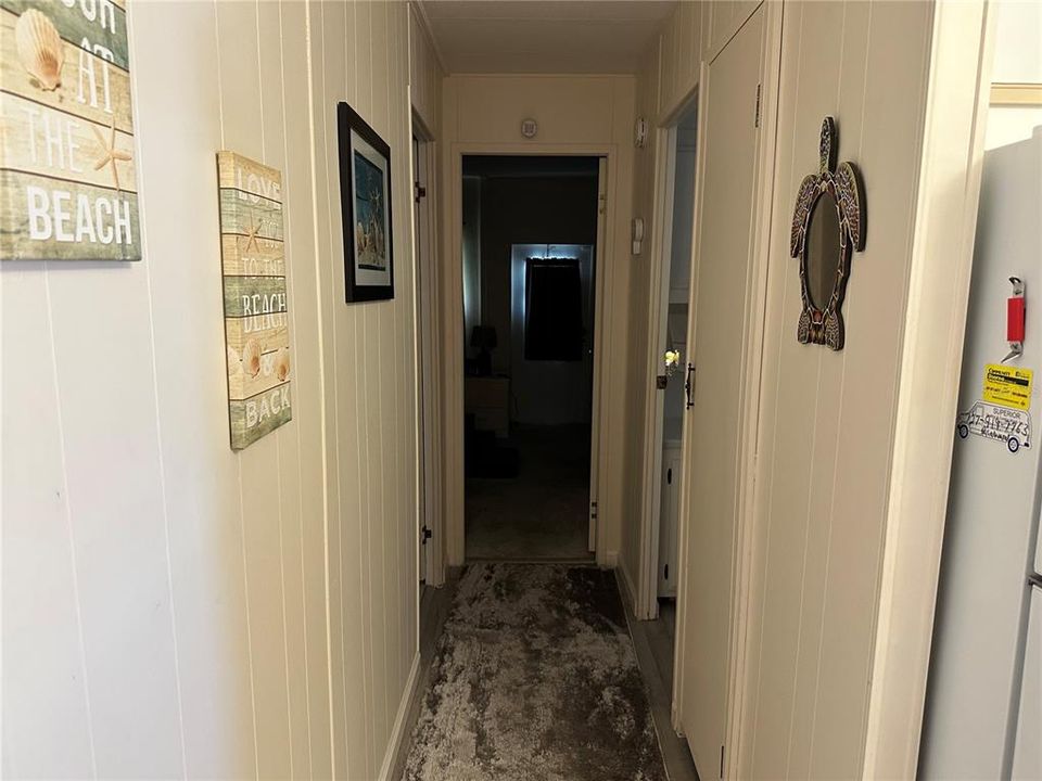 For Sale: $122,500 (2 beds, 2 baths, 1008 Square Feet)