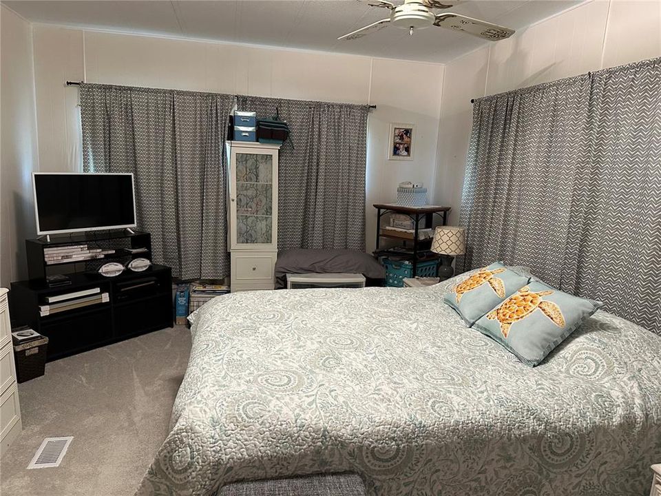 For Sale: $122,500 (2 beds, 2 baths, 1008 Square Feet)