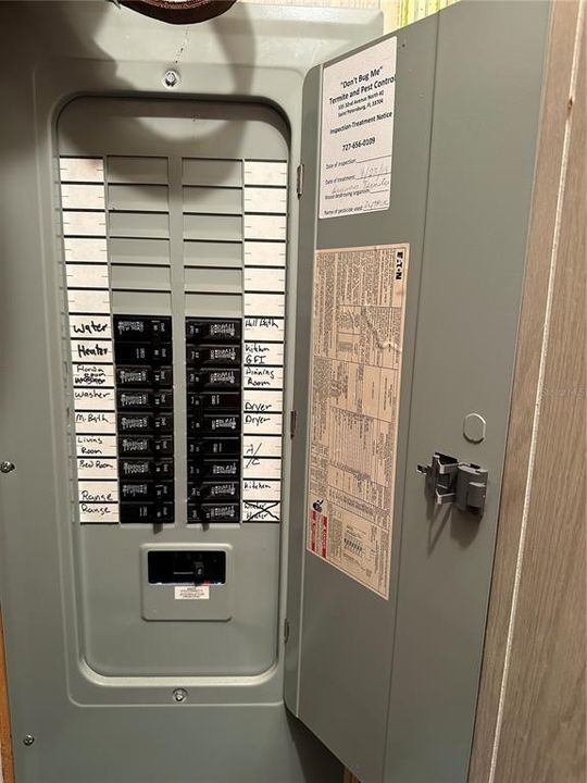 For Sale: $122,500 (2 beds, 2 baths, 1008 Square Feet)