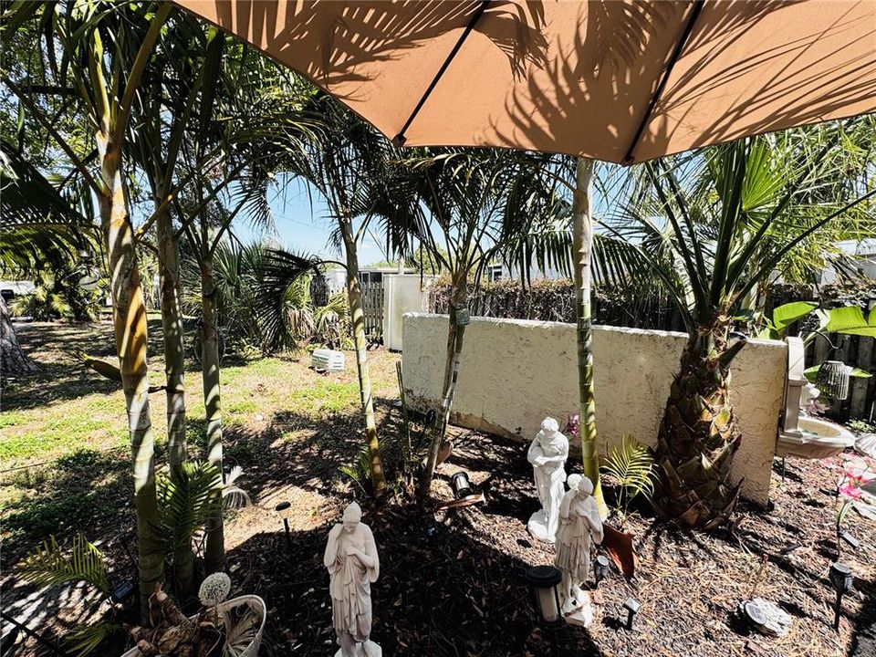 待售: $235,000 (2 贝兹, 2 浴室, 930 平方英尺)