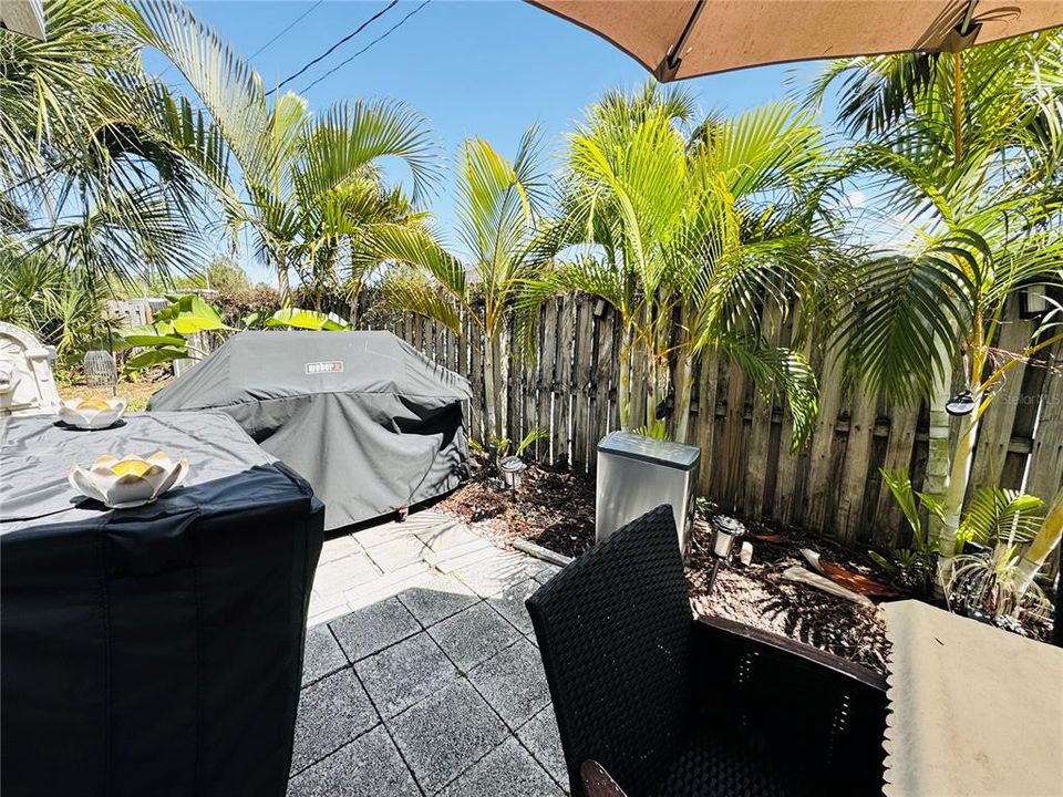 待售: $235,000 (2 贝兹, 2 浴室, 930 平方英尺)