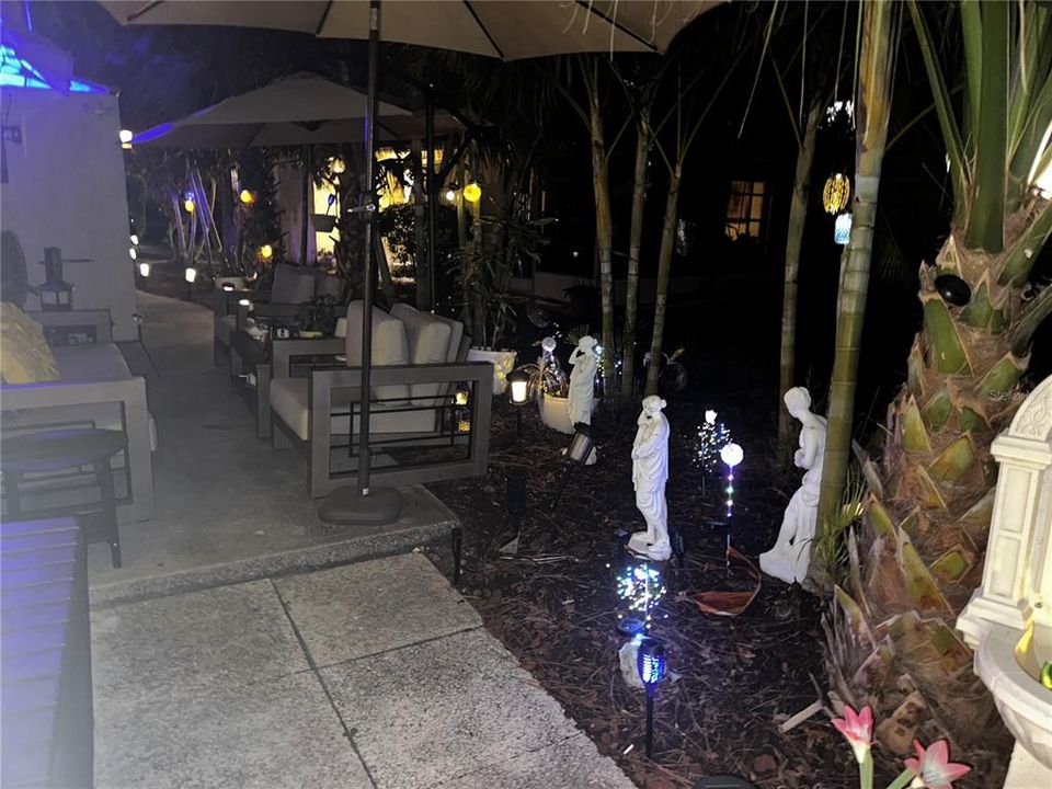 待售: $235,000 (2 贝兹, 2 浴室, 930 平方英尺)