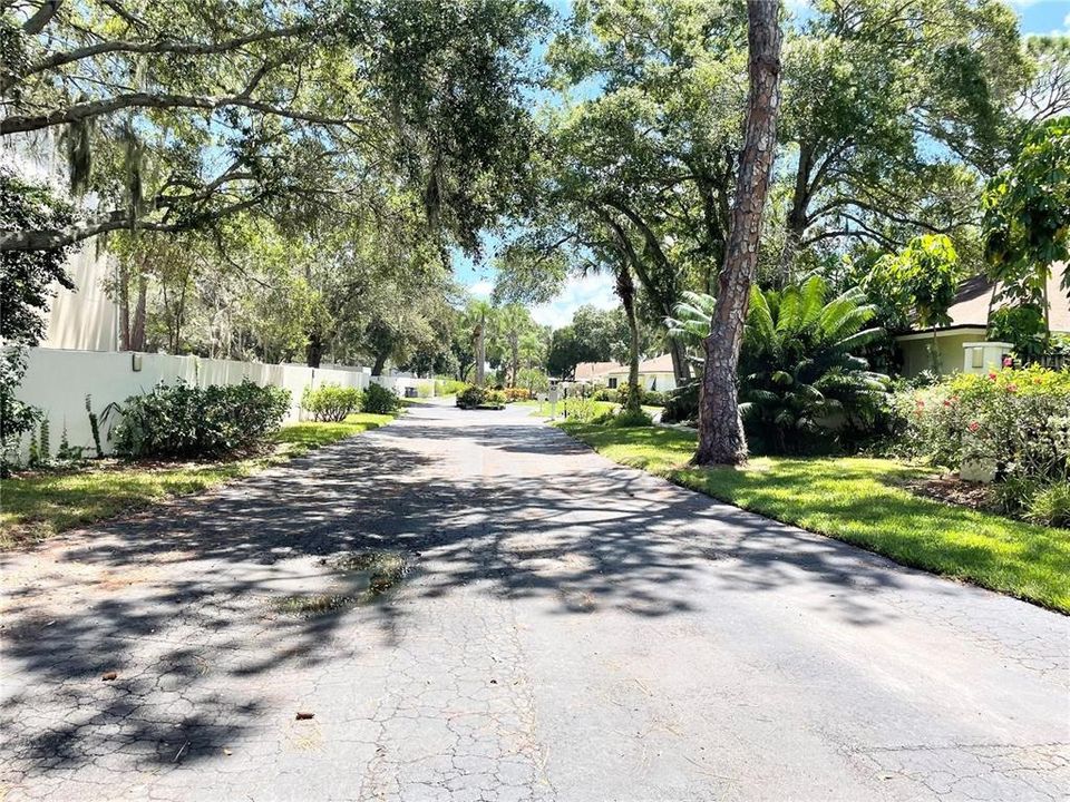 待售: $235,000 (2 贝兹, 2 浴室, 930 平方英尺)