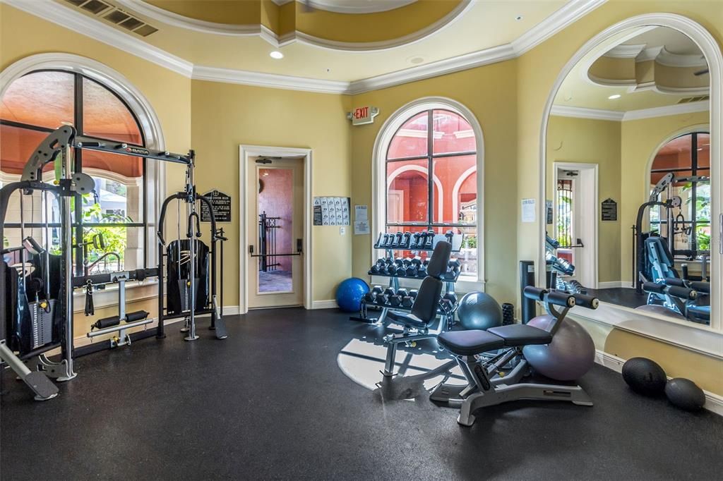 For Sale: $319,900 (2 beds, 2 baths, 1309 Square Feet)