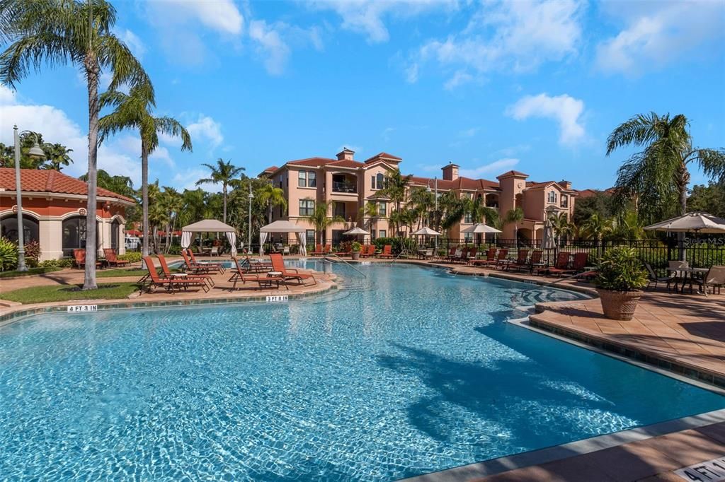 For Sale: $319,900 (2 beds, 2 baths, 1309 Square Feet)