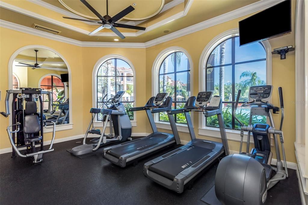 For Sale: $319,900 (2 beds, 2 baths, 1309 Square Feet)