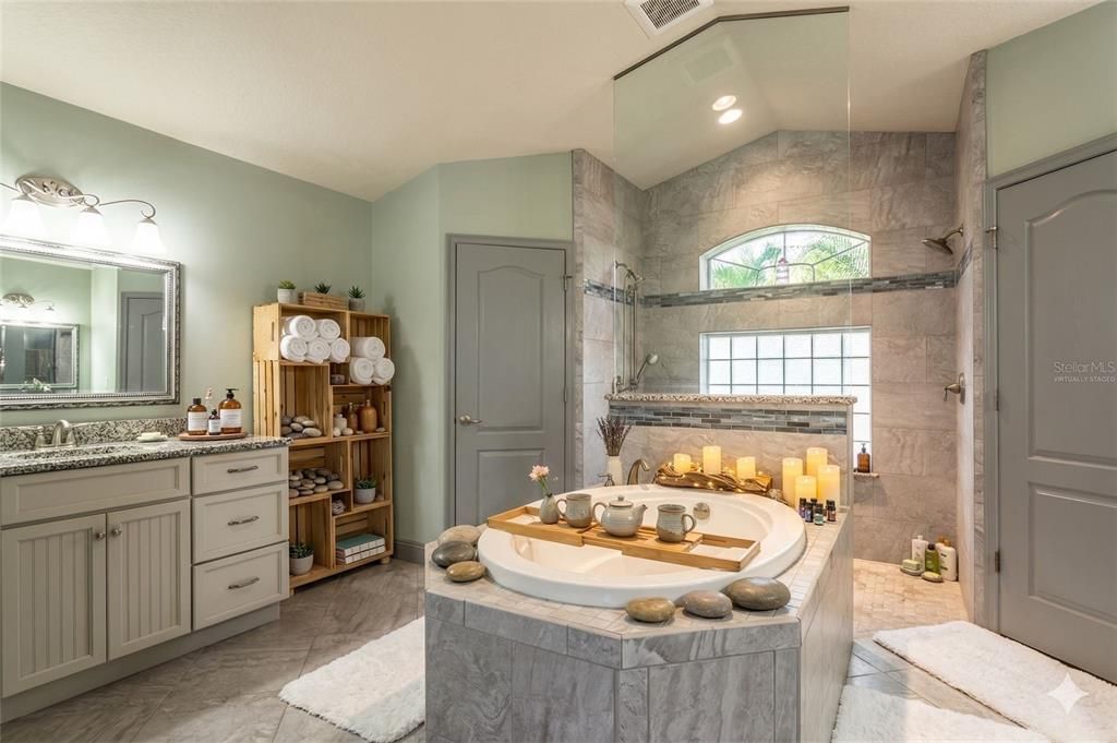 Active With Contract: $699,980 (4 beds, 3 baths, 2772 Square Feet)