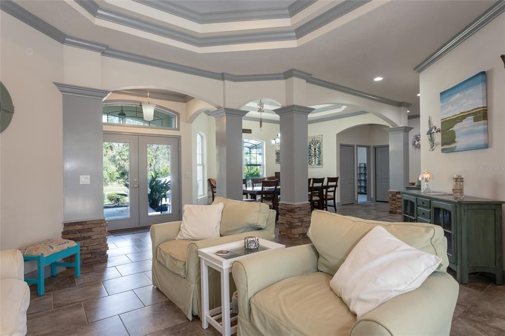 Active With Contract: $699,980 (4 beds, 3 baths, 2772 Square Feet)