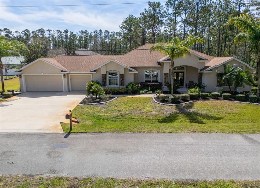 Active With Contract: $699,980 (4 beds, 3 baths, 2772 Square Feet)