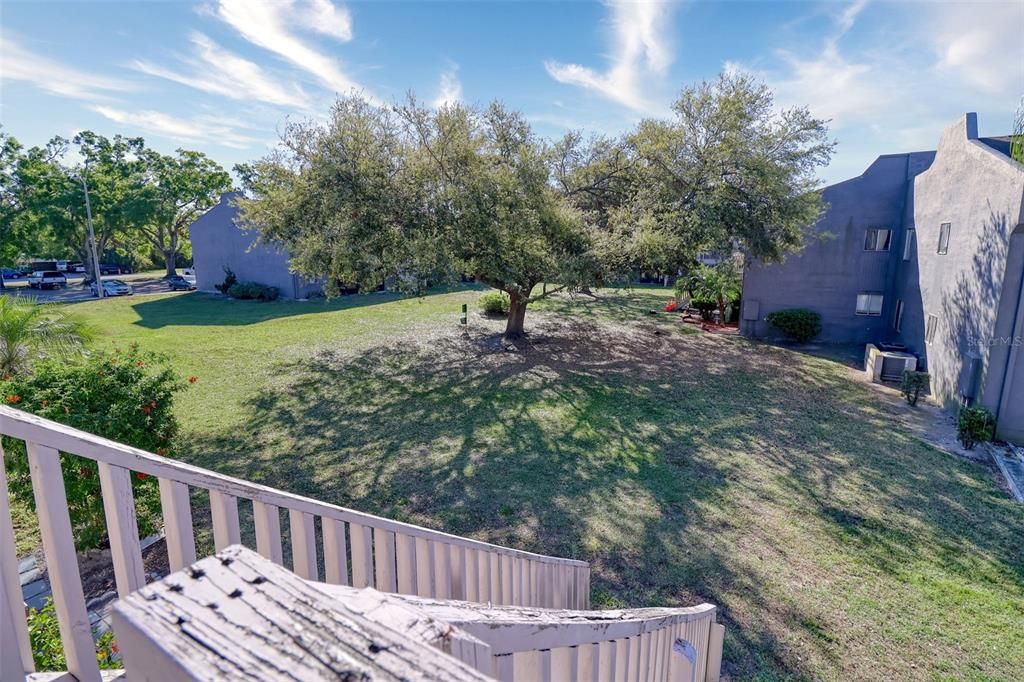 For Sale: $188,000 (2 beds, 2 baths, 1005 Square Feet)