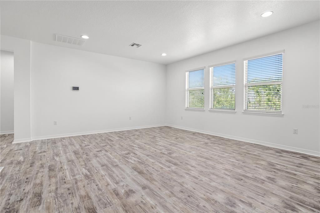 待售: $1,150,000 (5 贝兹, 4 浴室, 3646 平方英尺)