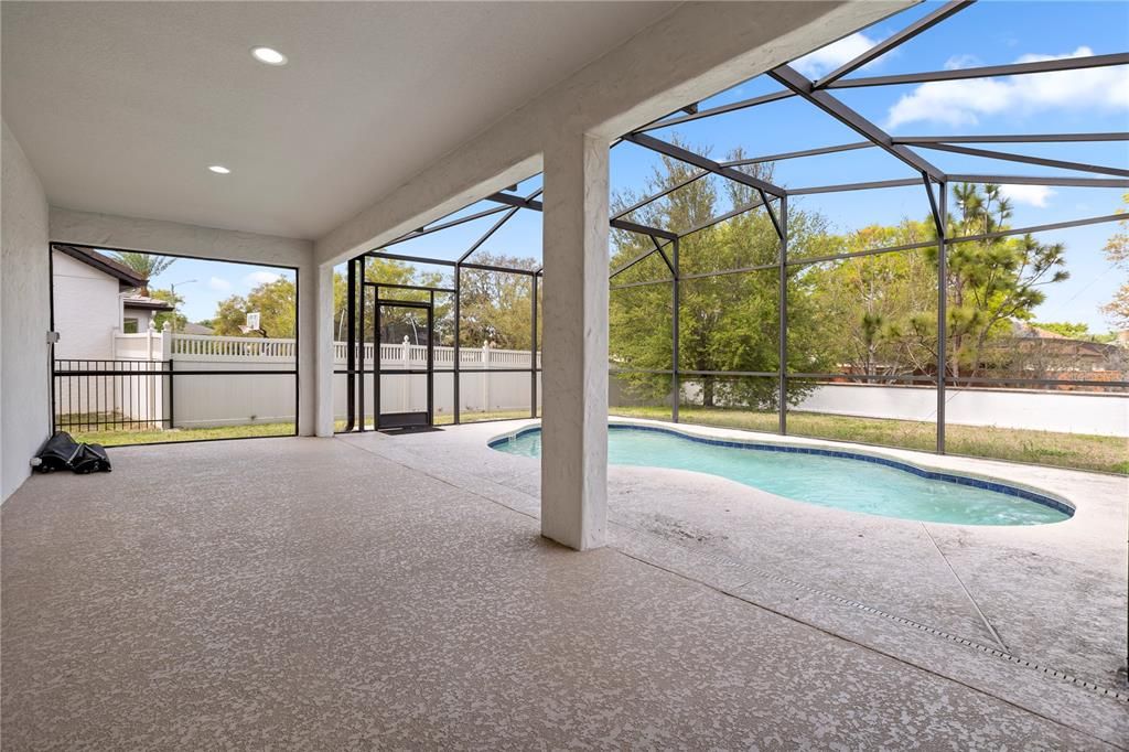 待售: $1,150,000 (5 贝兹, 4 浴室, 3646 平方英尺)