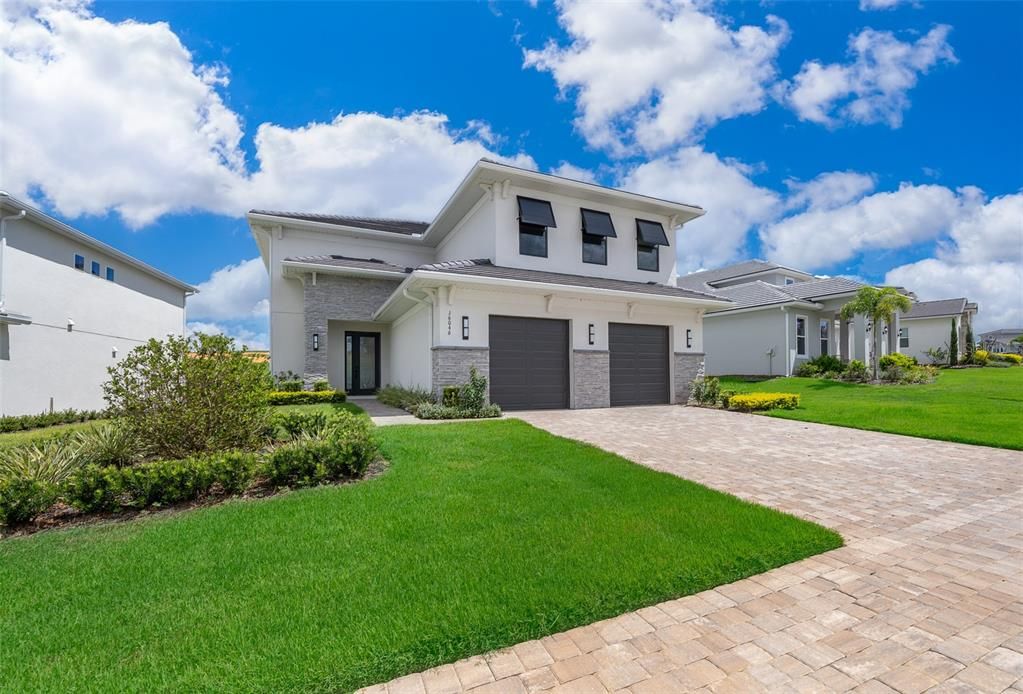 最近租的: $7,000 (4 贝兹, 4 浴室, 3208 平方英尺)