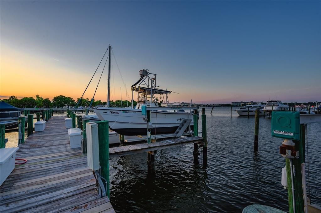 待售: $478,900 (2 贝兹, 2 浴室, 1658 平方英尺)