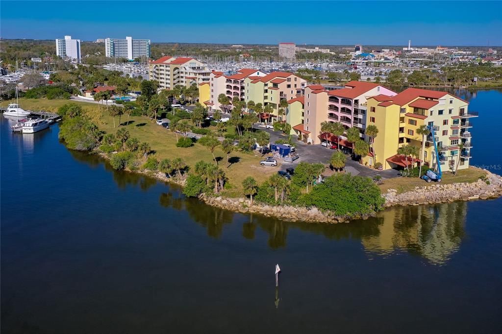 待售: $478,900 (2 贝兹, 2 浴室, 1658 平方英尺)