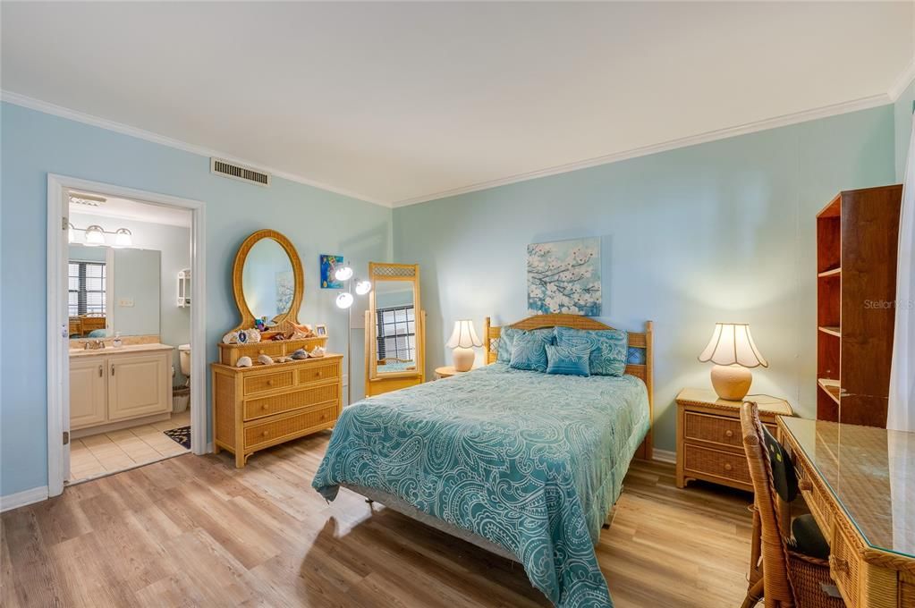 待售: $478,900 (2 贝兹, 2 浴室, 1658 平方英尺)