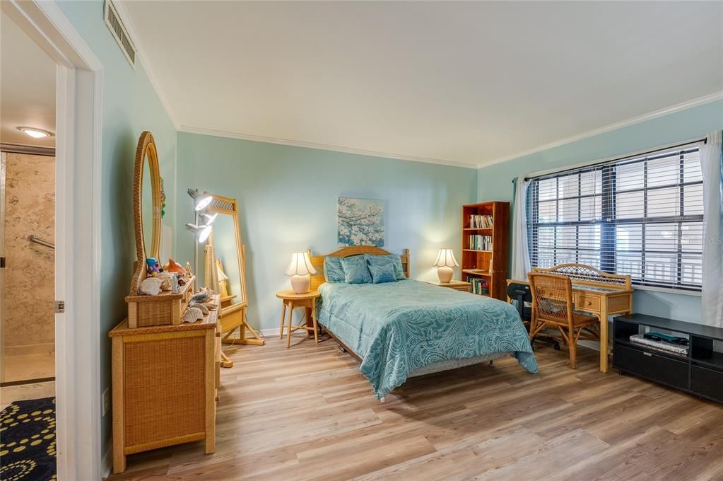 待售: $478,900 (2 贝兹, 2 浴室, 1658 平方英尺)