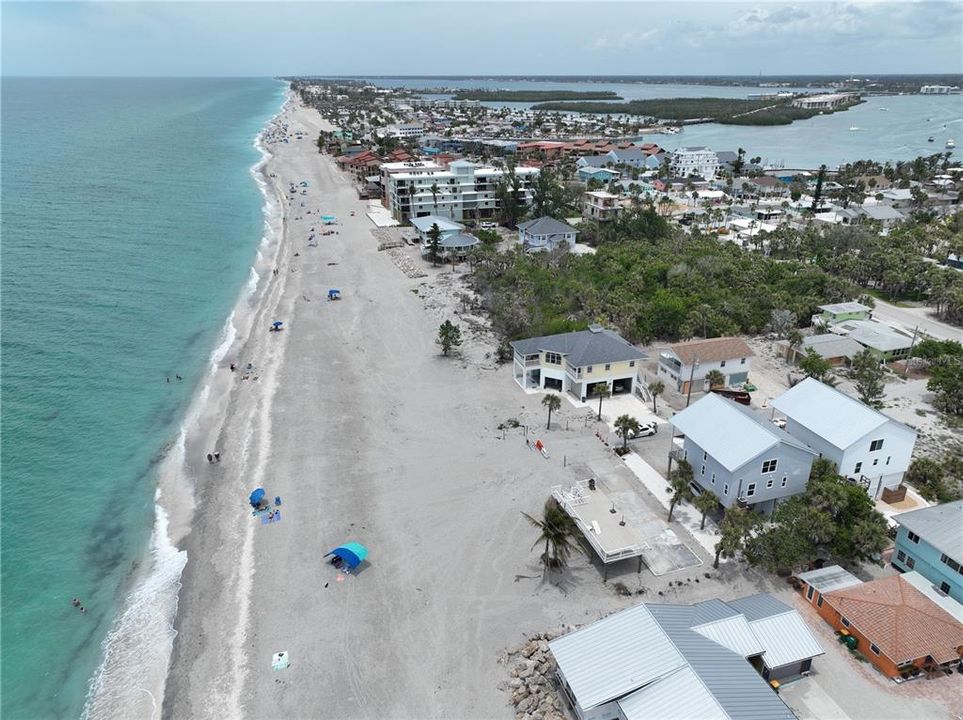 En Venta: $2,875,000 (0.20 acres)