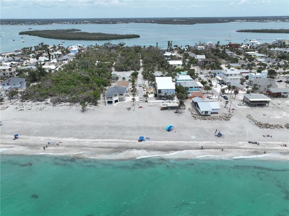 En Venta: $2,875,000 (0.20 acres)