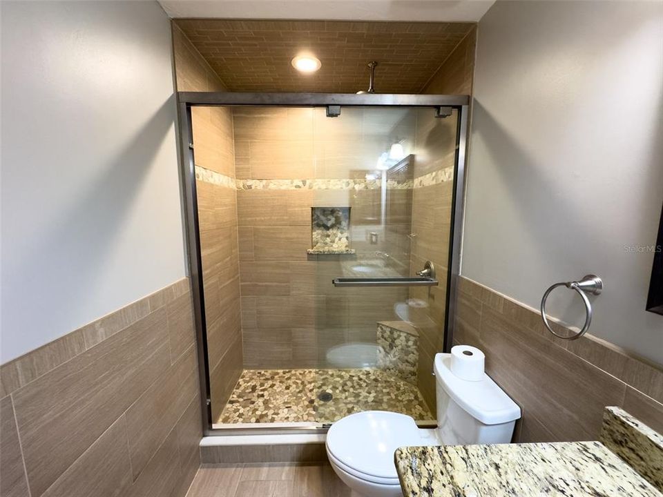 En Venta: $599,000 (3 camas, 2 baños, 2072 Pies cuadrados)