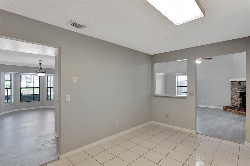 En Venta: $470,000 (4 camas, 2 baños, 2289 Pies cuadrados)