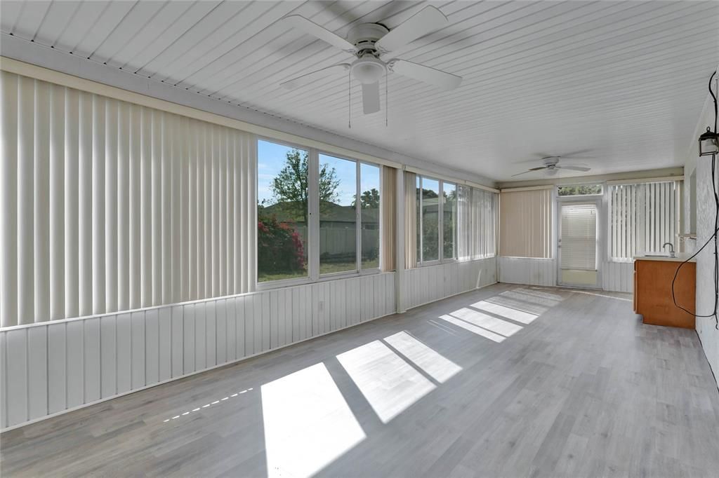 En Venta: $470,000 (4 camas, 2 baños, 2289 Pies cuadrados)