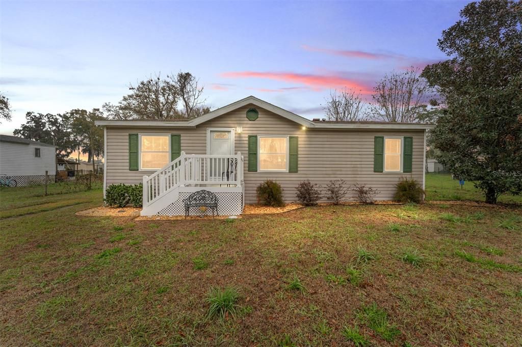 Recently Sold: $174,900 (3 beds, 2 baths, 960 Square Feet)