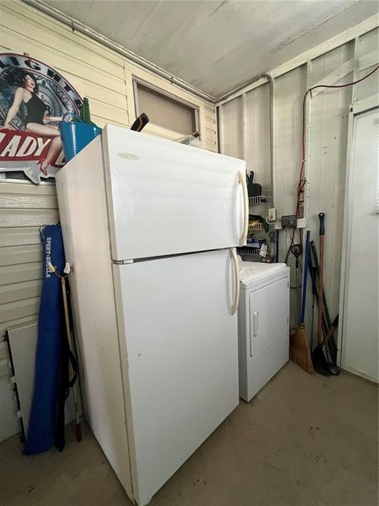 待售: $198,000 (2 贝兹, 2 浴室, 1325 平方英尺)