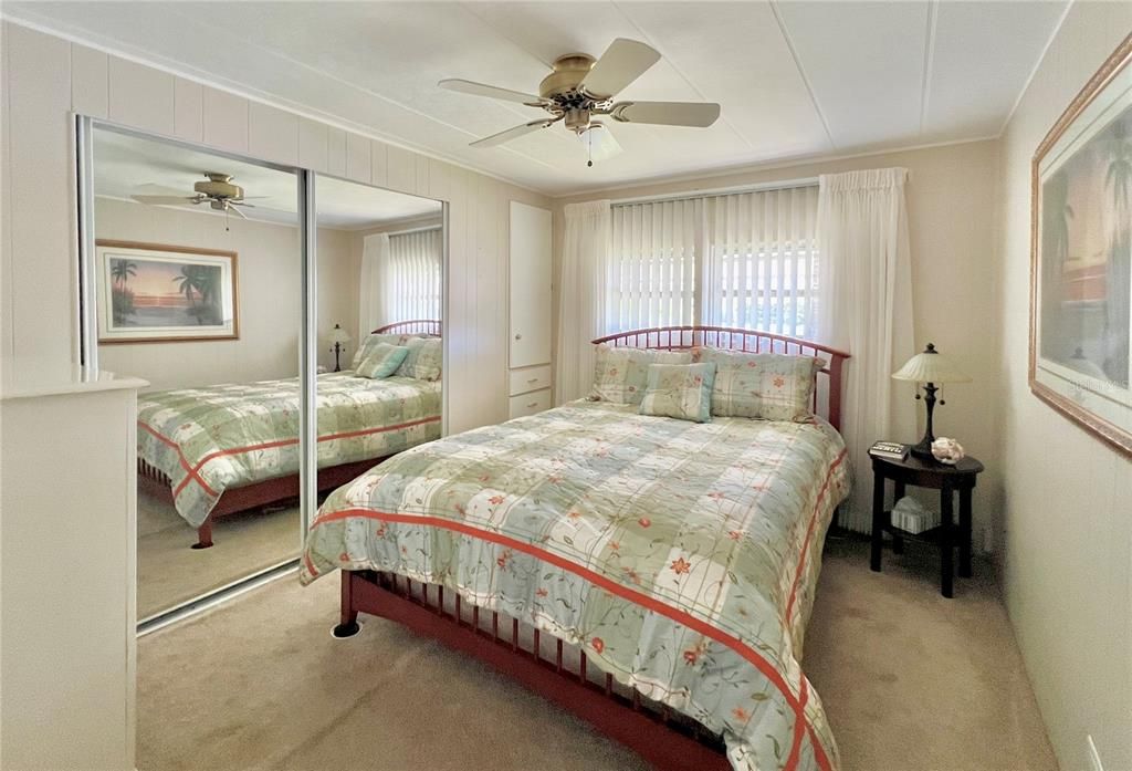 待售: $198,000 (2 贝兹, 2 浴室, 1325 平方英尺)