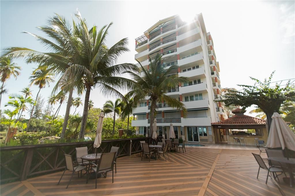 На продажу: $525,000 (2 спален, 2 ванн, 1250 Квадратных фут)