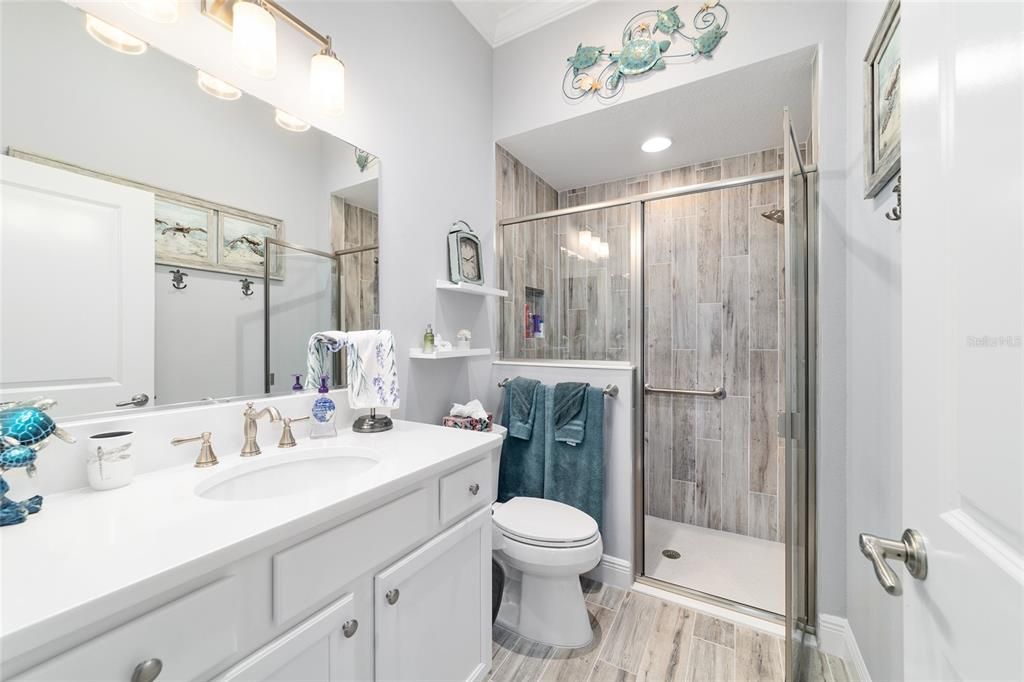 На продажу: $799,900 (3 спален, 2 ванн, 2930 Квадратных фут)