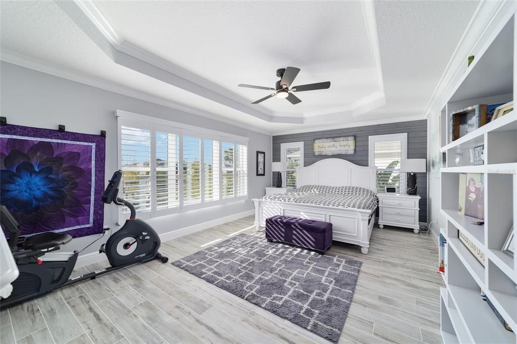 На продажу: $799,900 (3 спален, 2 ванн, 2930 Квадратных фут)